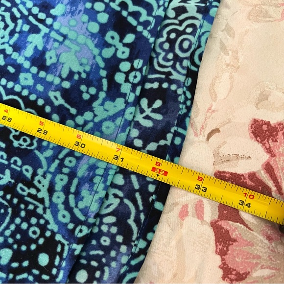 “Maggie Barnes” Short Sleeve Blouse - Picture 13 of 13